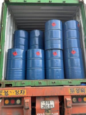 Dung Môi Isopropyl Alcohol (IPA) – Dung Môi Làm Sạch Hiệu Quả Cho Công Nghiệp 5 Dung Môi Isopropyl Alcohol Giá Sỉ – Phục Vụ Nhà Máy & Xưởng Sản Xuất